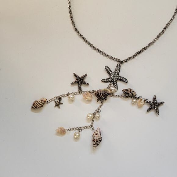 Seashell Starfish Necklace with Pearls Silver Tone Chain Nautical Beach Jewelry - Picture 3 of 10
